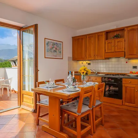 Vela Apartment Colico